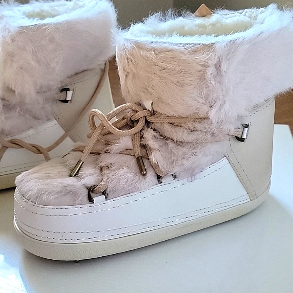Inuikii boots